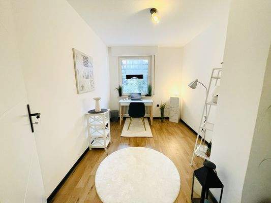 Arbeitszimmer Kinder .jpeg