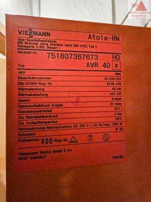 Typenschild Heizung