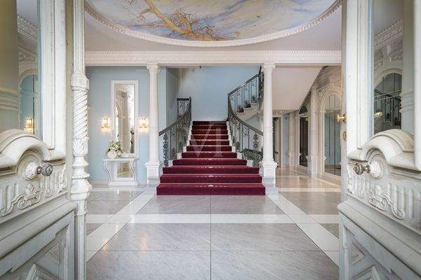 Foyer / Eingangsbereich