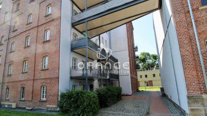 Außenansicht_Zugang