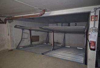 Tiefgaragenstellplatz