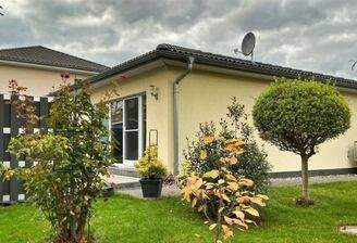 Objektansicht gartenseitig