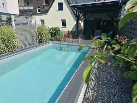 5 Pool & Sommerwohnzimmer.jpg