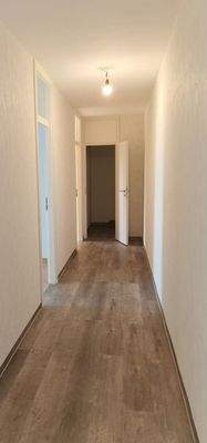 Flur mit Zugang zu den Schlafzimmern