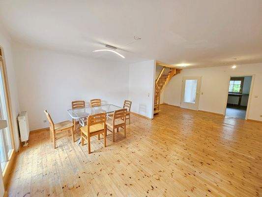 Wohn- Essbereich 2.jpg