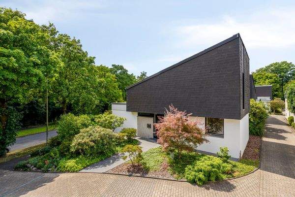 Außenansicht - Vorgarten