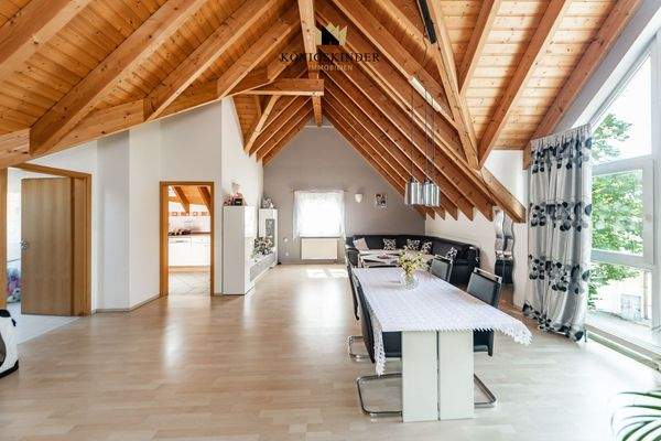 Wohn- Essbereich (2) DG