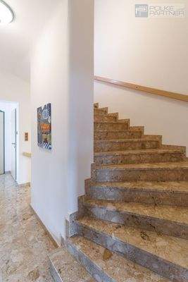 Stiegenaufgang  zm Dachgeschoss