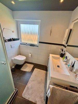 Tageslichtbad mit Dusche