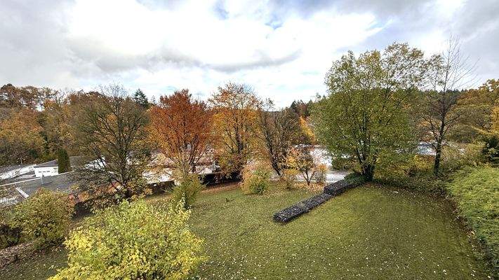 Balkon mit Blick ins Grüne