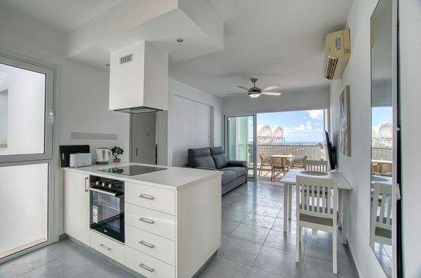 Küche mit Wohnzimmer 