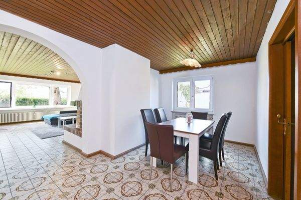 der große Ess-und Wohnbereich