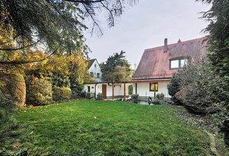 Ihr Familienglück in ruhiger Lage ! 