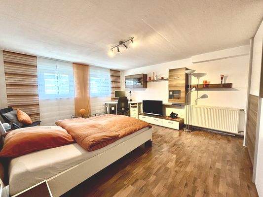 Gäste oder Hobby im UG