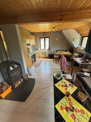 64 Kü Eßbereich Kaminofen im OG