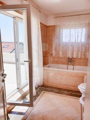 Bemerkenswertes Badezimmer