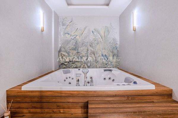 2-Bedroom Apartment in Alanya with Pool and Gym Access