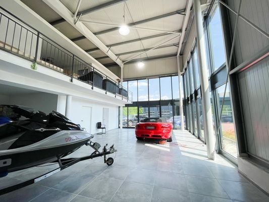 Gebäude 2 - Showroom