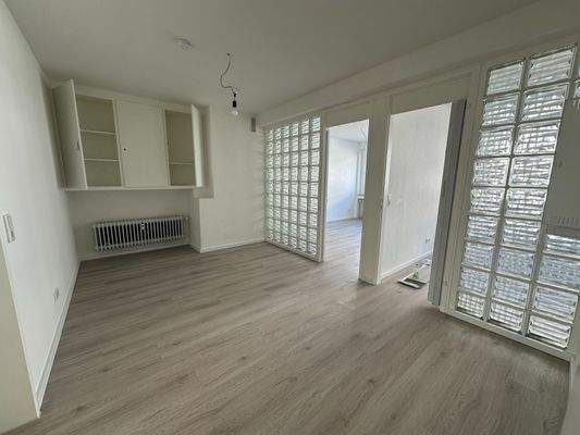 1.OG Küche und Blick zu den Schlafzimmern