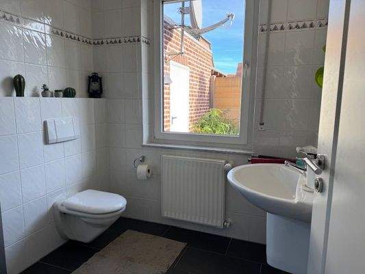 Das geräumige Gäste-WC