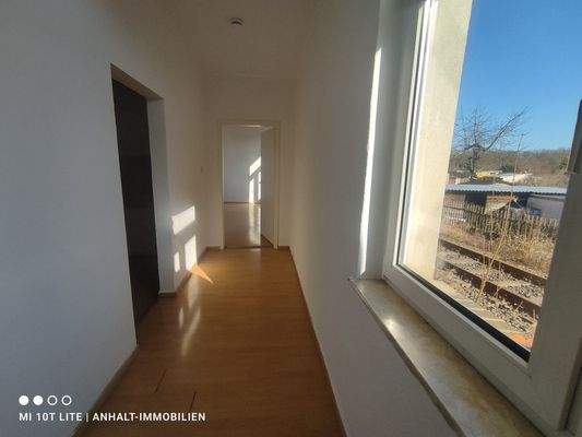 Eingang 4 - Einheit links (5)