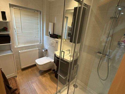 Bad Einliegerwohnung.jpeg