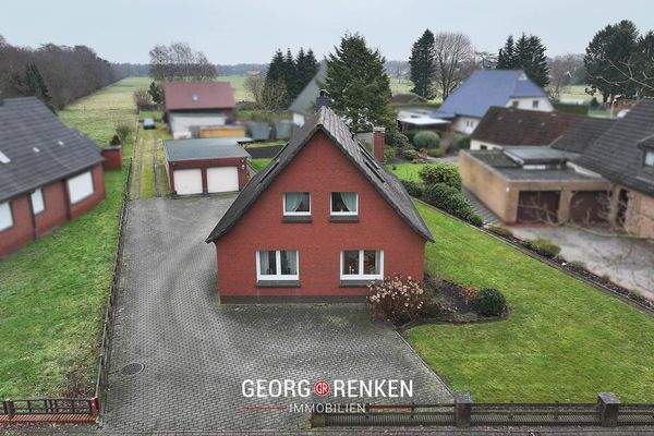 Frontseite Einfamilienhaus