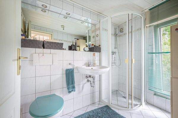 Badezimmer zur Wohnung 1. OG