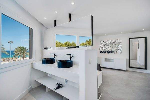 Suite bathroom in master bedroom in apartment in Magaluf