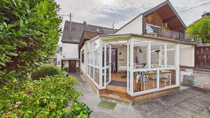 CAM01984G0-PR0513-STILL009