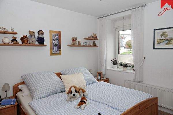 Whg. 2: Schlafzimmer 