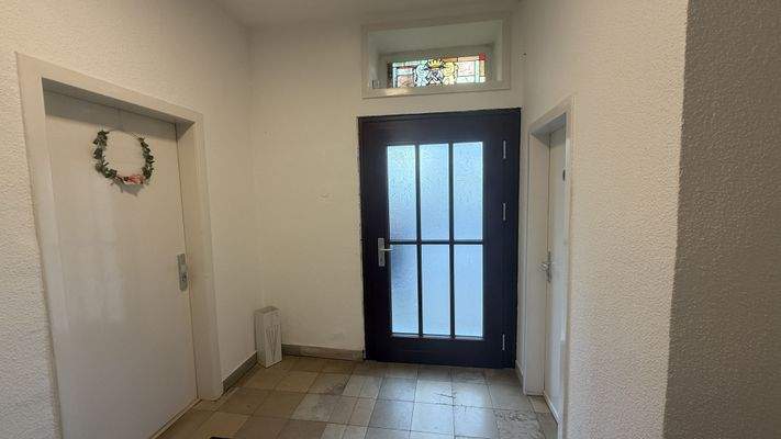 Hausflur - Eingangstür