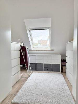 Ankleide Schlafzimmer DG