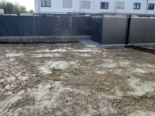 Garten mit Gartenhäuschen