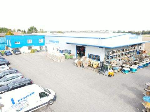 Asten Halle, Asten Hallenfläche