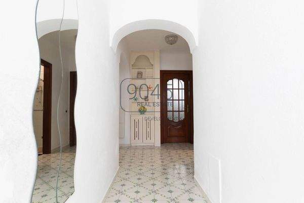 Prestigevilla in Ischia Ponte – Ein Juwel auf den Klippen der Insel Ischia