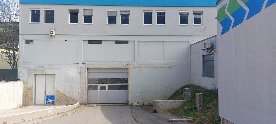 Nutzbare Fläche bis zum Gebäude