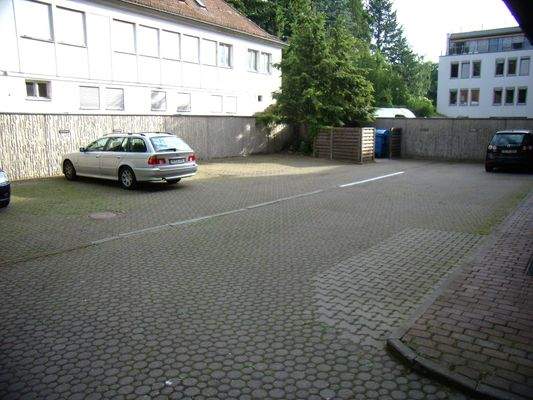 Parkplätze, Parkplätze, Parkplätze