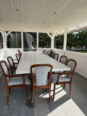 Pavillion mit viel Platz (2)