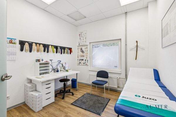 backbone_551438-A_151_WEB