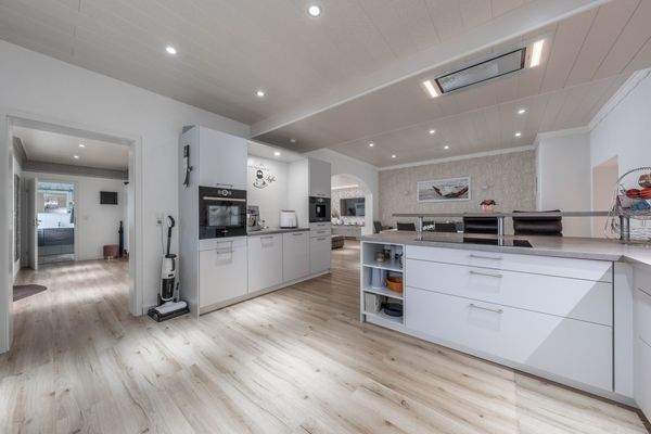 DI - Forbes Global Properties