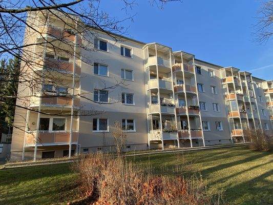 Haus mit Grünanlage