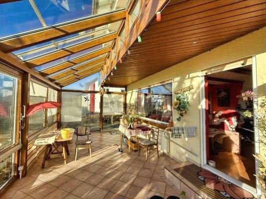 Sonniger, beheizbarer Wintergarten