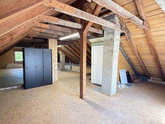 100 m² Stauraum im Dach