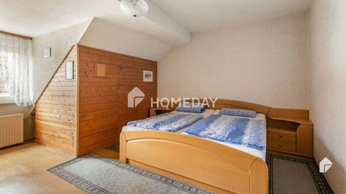 2. OG Elternschlafzimmer 1