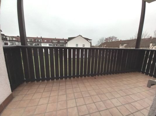 überdachter Balkon