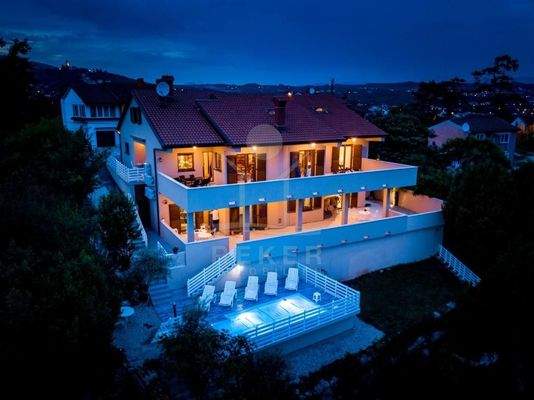 Pure Extravaganz in exklusiver Lage