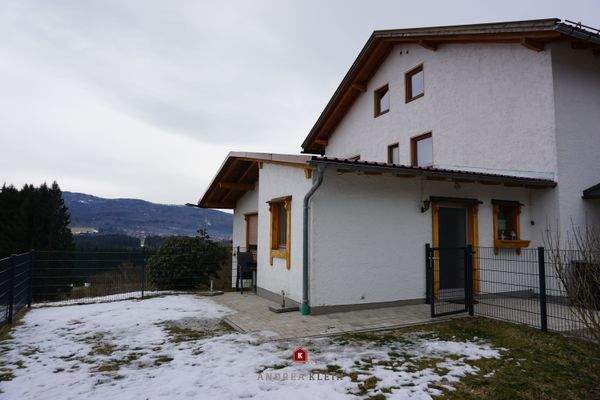 Sep. Zugang im Anbau (Whg. 5)