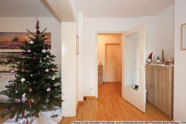 10 Blick Richtung Flur