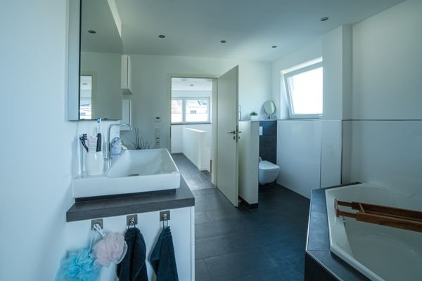OG Badezimmer 1.2